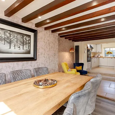 Sunnyside Cottage, Grewelthorpe,